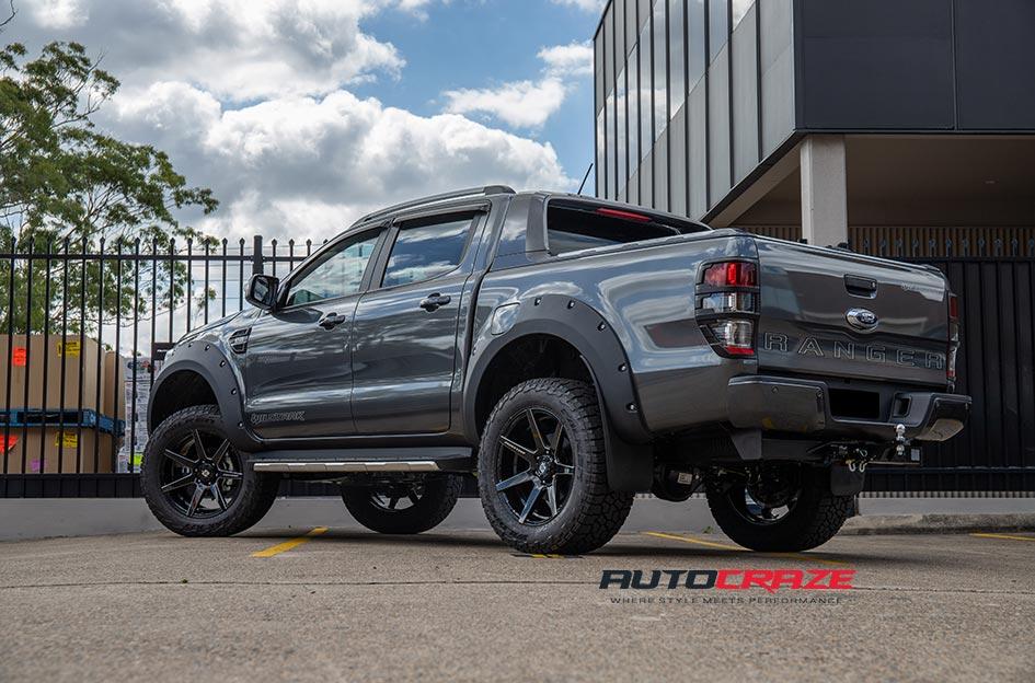 FORD RANGER AVALANCHE GLOSS BLACK MILLED ACCENTS